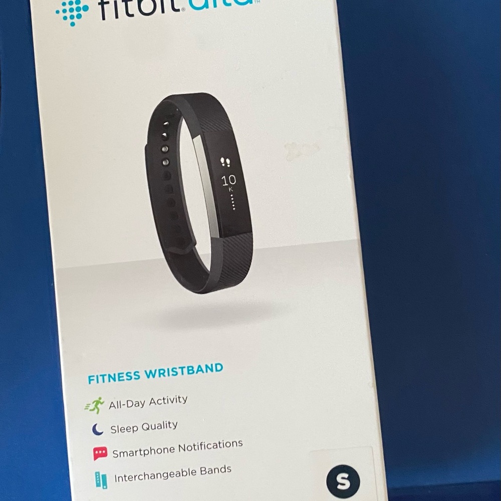 Fitbit Alta Fitness Wristband - Black